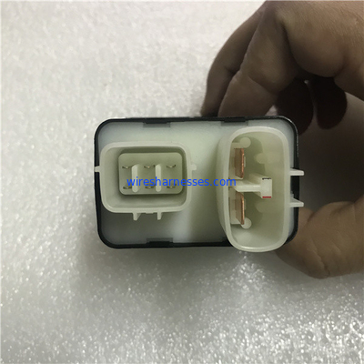 119953-77900 یانمار جعبه رله فیوز استارت برای موتور 4TNV98 4TNV94